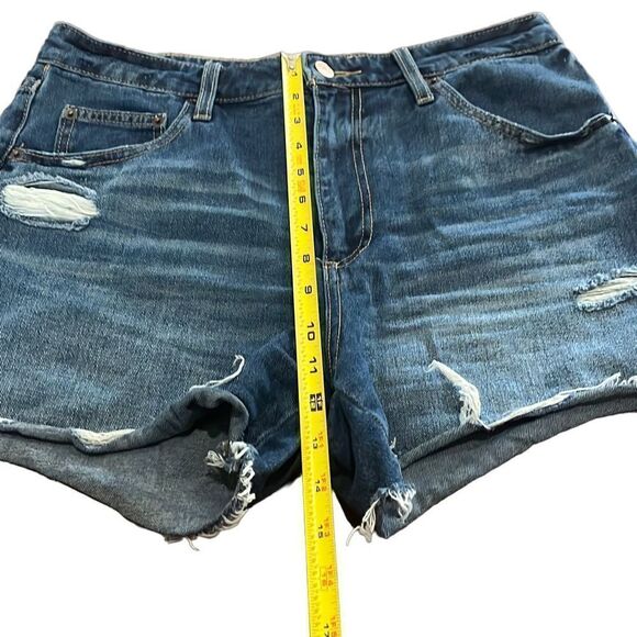 No boundaries distress short size 11 - Picture 6 of 8
